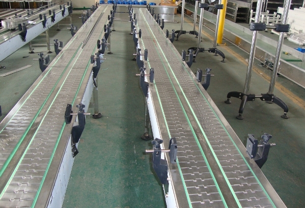 板鏈輸送線展示.jpg 板鏈輸送線展示.jpg