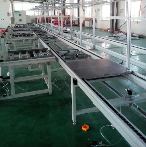 總裝生產流水線